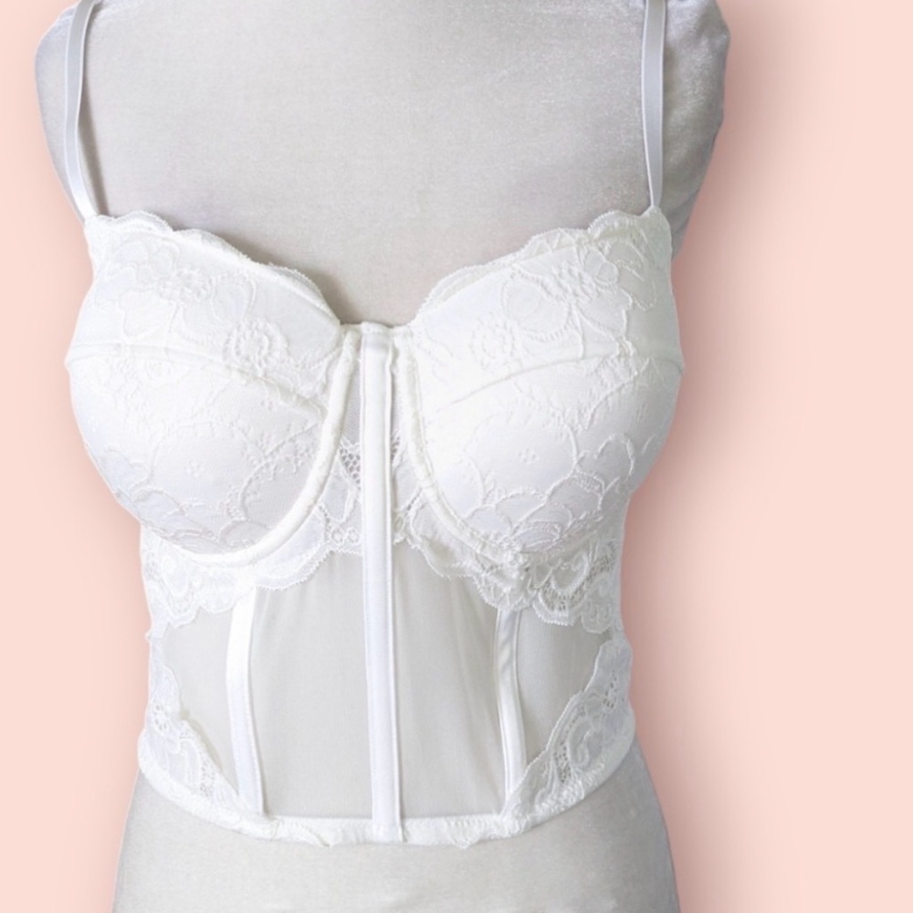 Say What Lace V-Neck Bustier Crop Top – Underwired – Size XL